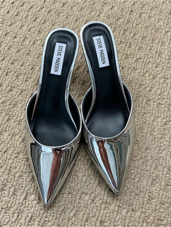 Steve Madden Shoes - Steve Madden Silver Pointed-Toe Mule Heels
